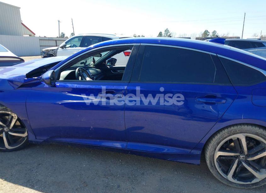 Photo 14 of 2019 Honda Accord SPORT (VIN 1HGCV1F39KA019585)