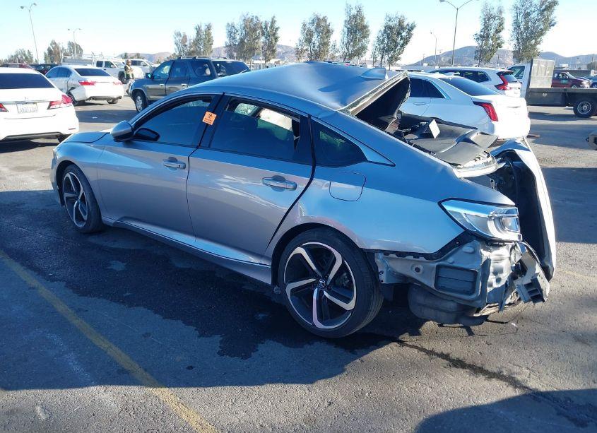 Photo 3 of 2019 Honda Accord SPORT (VIN 1HGCV1F39KA062324)