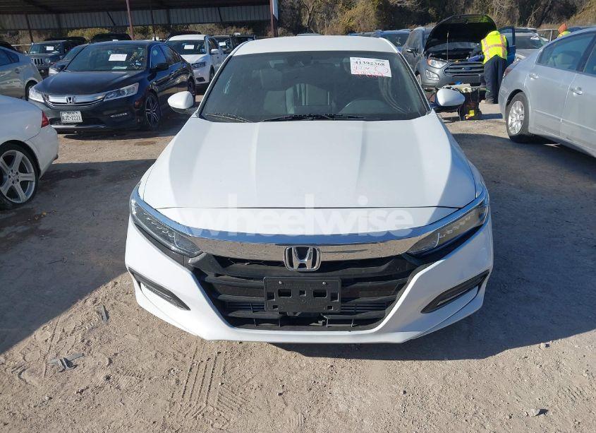 Photo 12 of 2019 Honda Accord SPORT (VIN 1HGCV1F39KA073159)