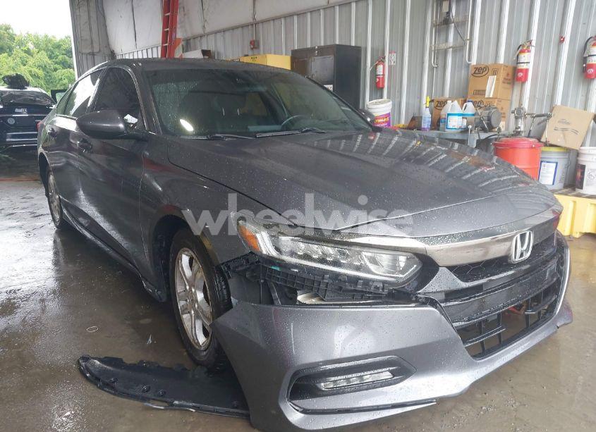 2019 Honda Accord SPORT (VIN 1HGCV1F39KA092245) main photo