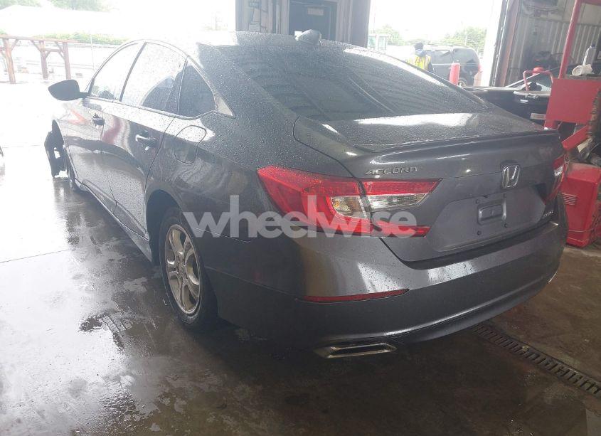 Photo 3 of 2019 Honda Accord SPORT (VIN 1HGCV1F39KA092245)