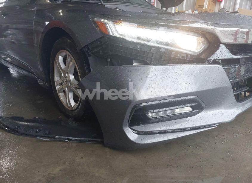 Photo 6 of 2019 Honda Accord SPORT (VIN 1HGCV1F39KA092245)