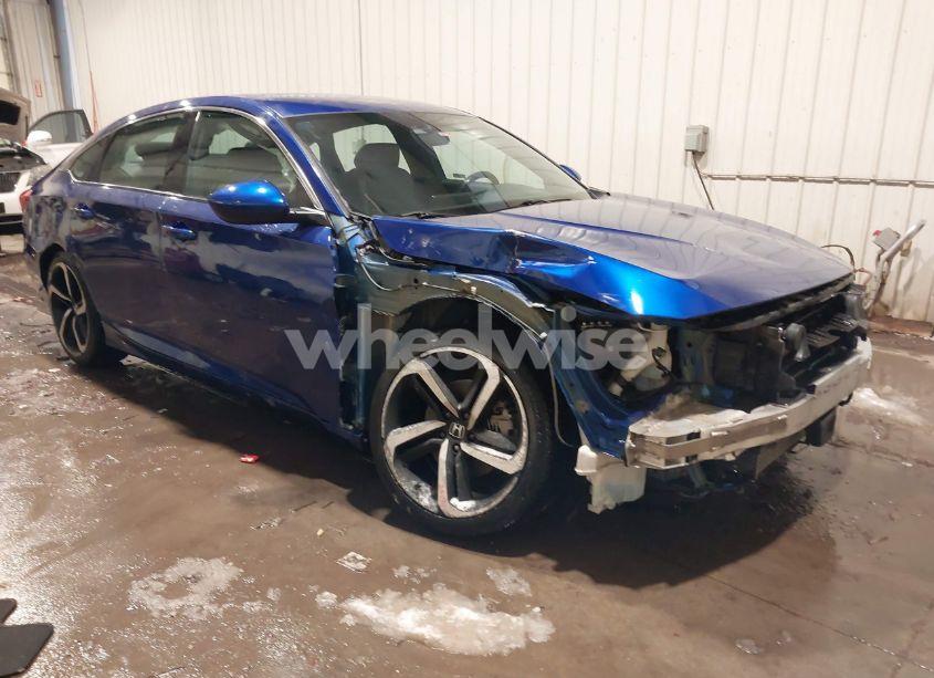 2019 Honda Accord SPORT (VIN 1HGCV1F39KA100621) main photo
