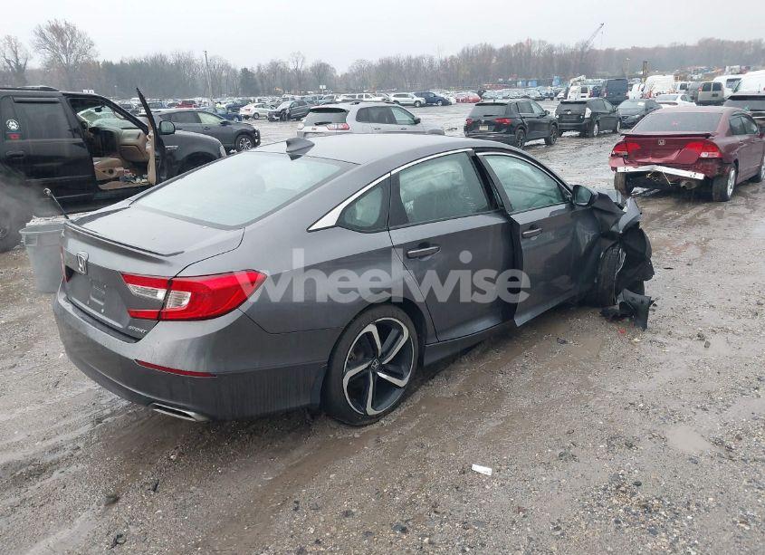 Photo 4 of 2019 Honda Accord SPORT (VIN 1HGCV1F39KA135806)