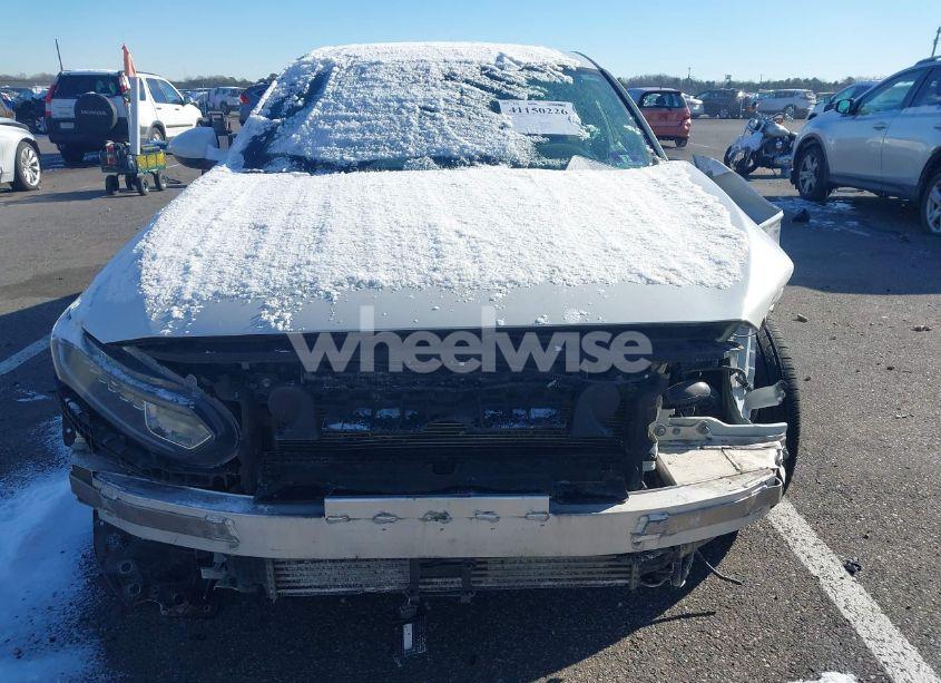 Photo 12 of 2019 Honda Accord SPORT (VIN 1HGCV1F39KA156476)