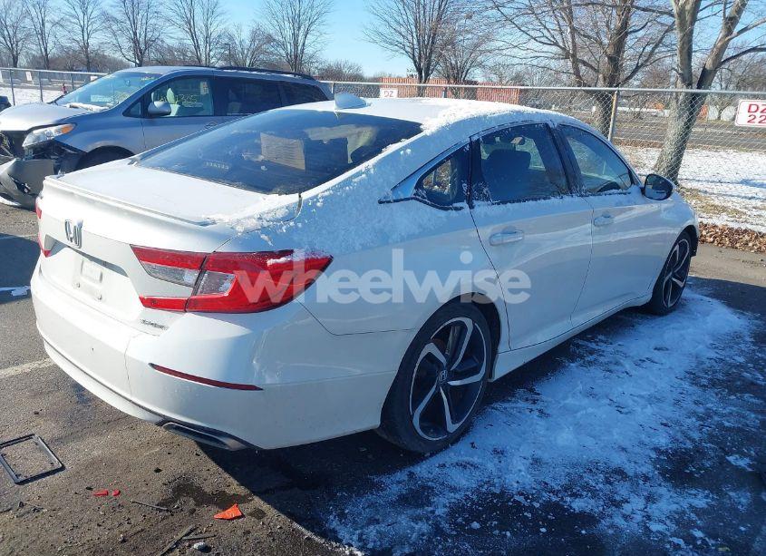 Photo 4 of 2019 Honda Accord SPORT (VIN 1HGCV1F39KA156476)