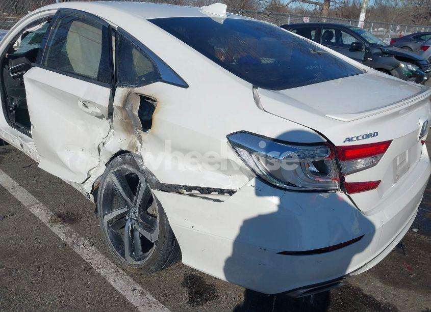 Photo 6 of 2019 Honda Accord SPORT (VIN 1HGCV1F39KA156476)