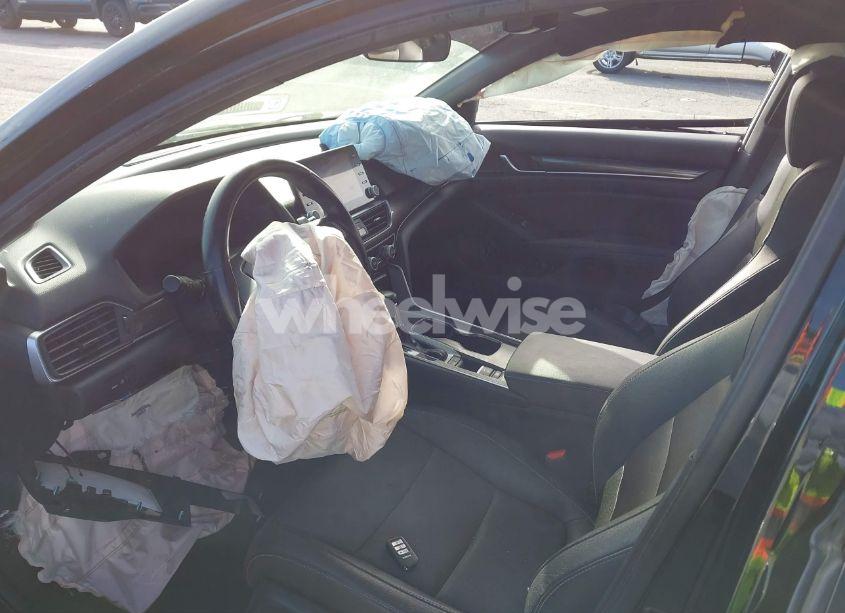 Photo 5 of 2019 Honda Accord SPORT (VIN 1HGCV1F39KA176128)