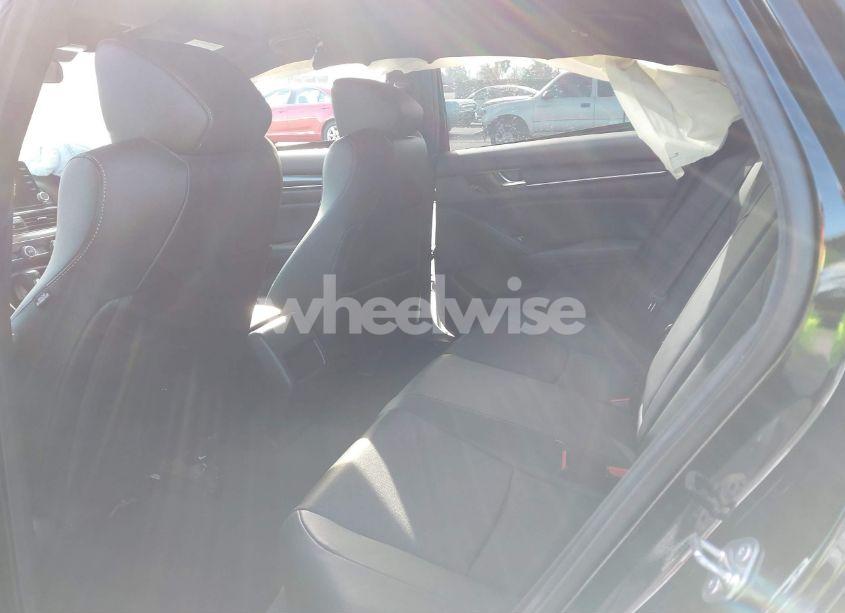 Photo 8 of 2019 Honda Accord SPORT (VIN 1HGCV1F39KA176128)