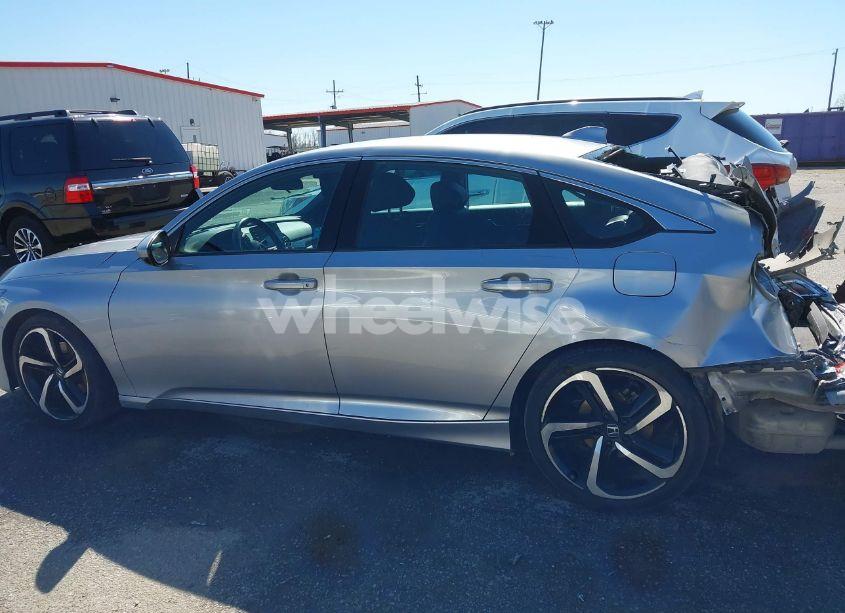Photo 14 of 2020 Honda Accord SPORT (VIN 1HGCV1F39LA049428)