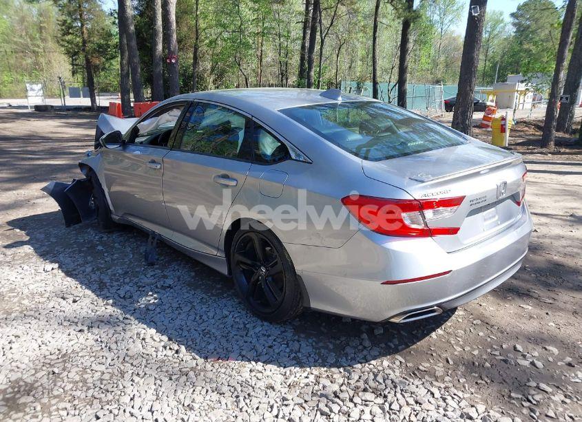 Photo 3 of 2020 Honda Accord SPORT (VIN 1HGCV1F39LA070280)
