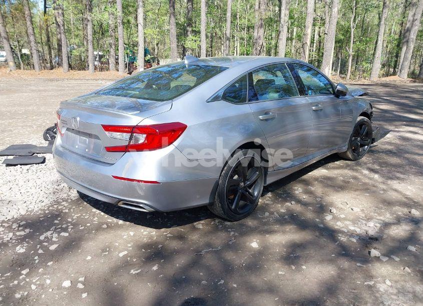 Photo 4 of 2020 Honda Accord SPORT (VIN 1HGCV1F39LA070280)