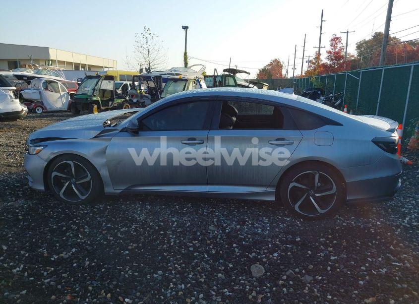 Photo 14 of 2020 Honda Accord SPORT (VIN 1HGCV1F39LA097933)