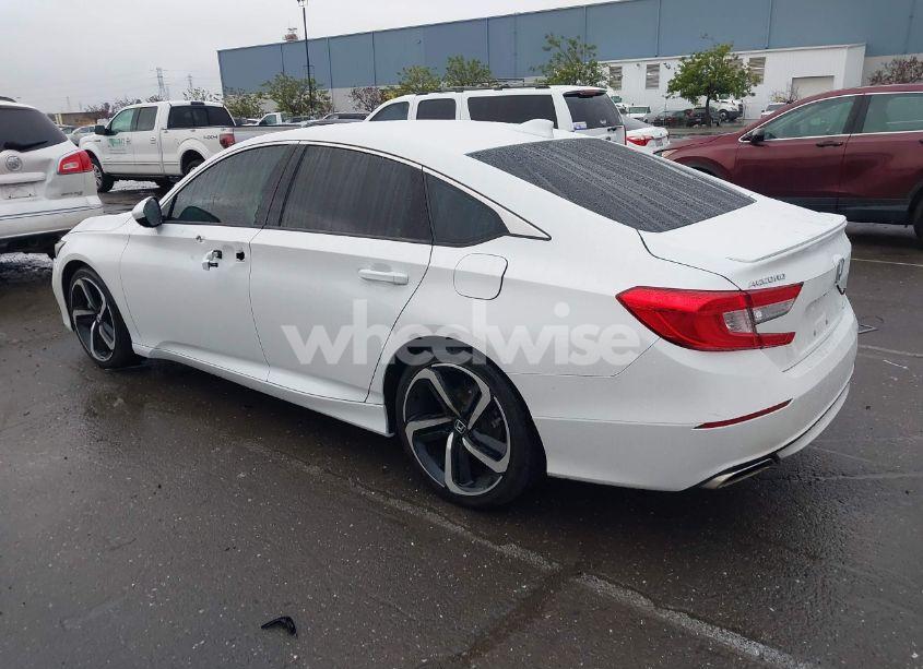 Photo 3 of 2020 Honda Accord SPORT (VIN 1HGCV1F39LA102595)