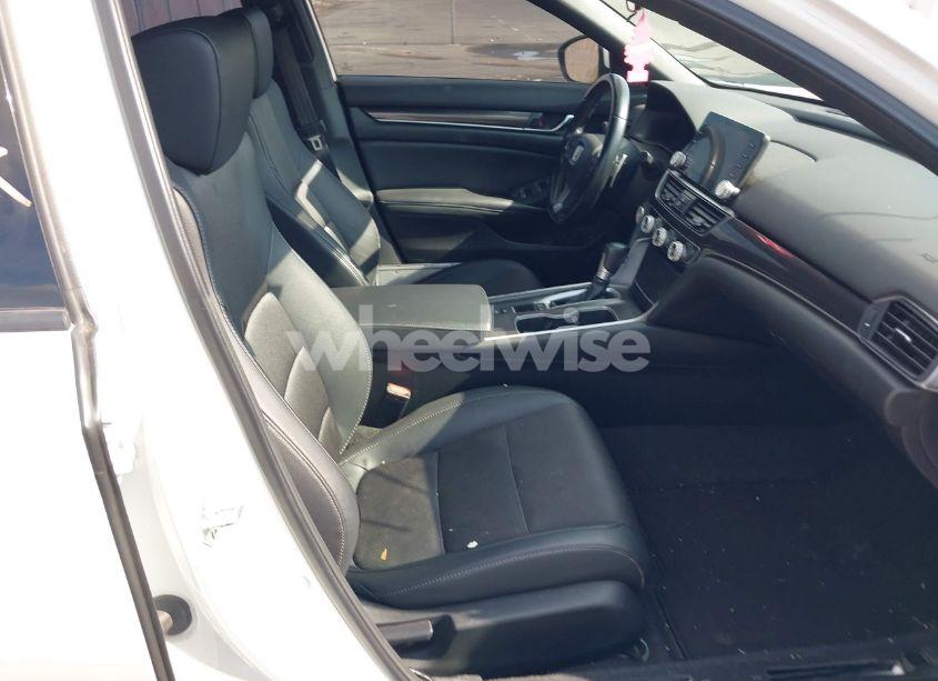 Photo 5 of 2020 Honda Accord SPORT (VIN 1HGCV1F39LA133796)