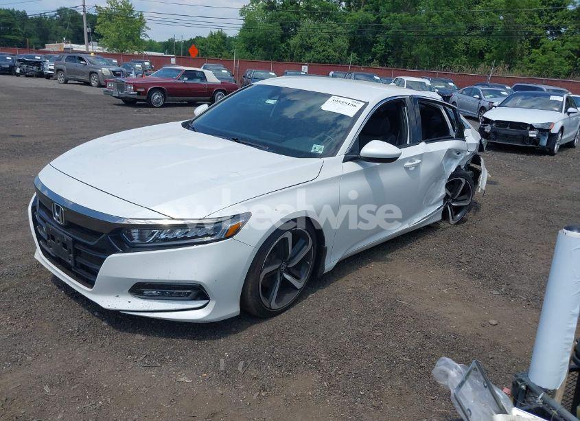 Photo 2 of 2020 Honda Accord SPORT (VIN 1HGCV1F39LA136018)