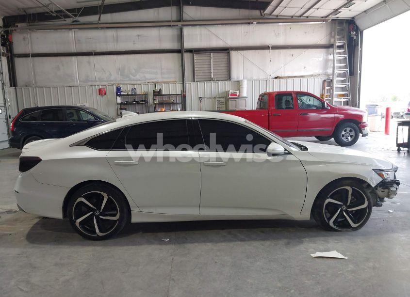 Photo 13 of 2020 Honda Accord SPORT (VIN 1HGCV1F39LA142563)