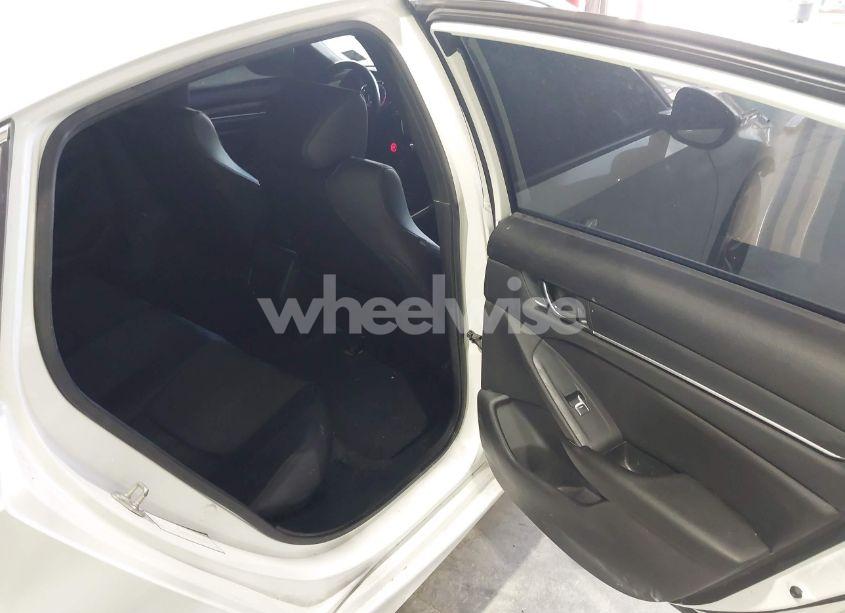 Photo 8 of 2020 Honda Accord SPORT (VIN 1HGCV1F39LA142563)