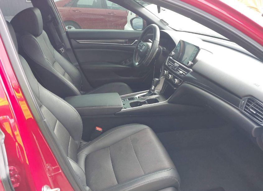 Photo 5 of 2020 Honda Accord SPORT (VIN 1HGCV1F39LA143647)