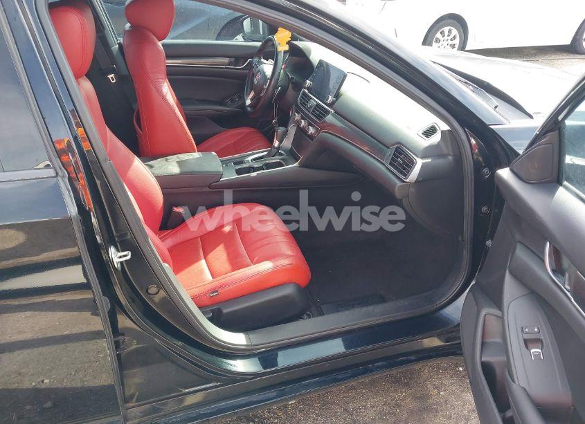 Photo 5 of 2020 Honda Accord SPORT (VIN 1HGCV1F39LA154275)