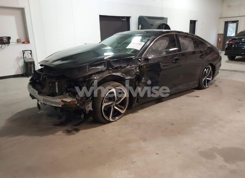 Photo 2 of 2020 Honda Accord SPORT (VIN 1HGCV1F39LA156494)