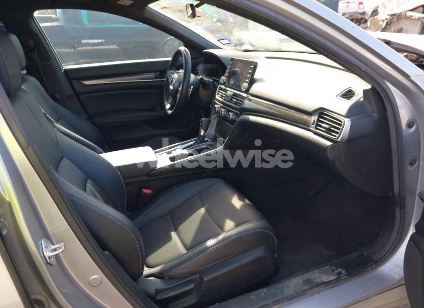 Photo 5 of 2021 Honda Accord SPORT (VIN 1HGCV1F39MA074587)