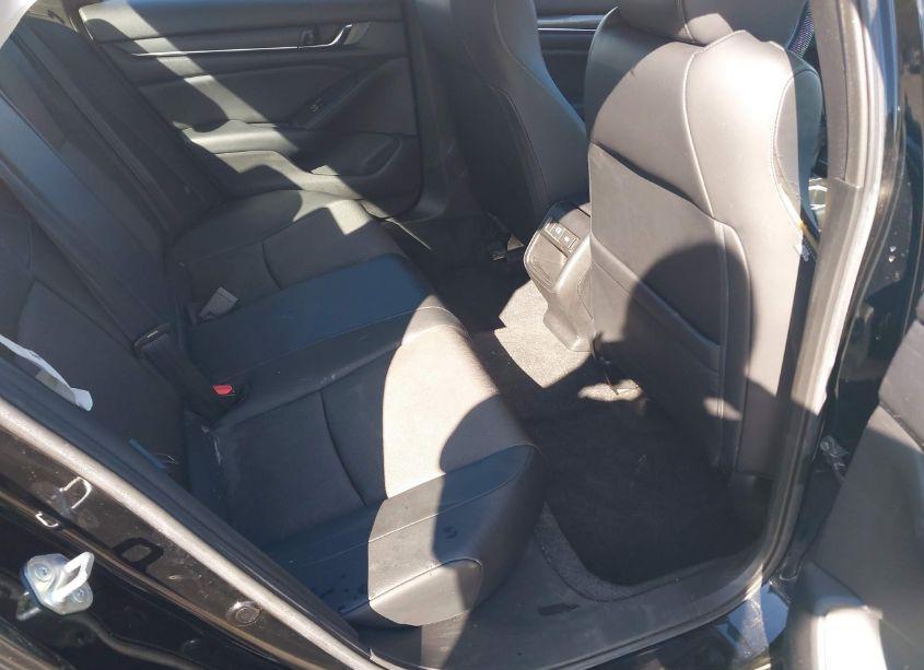 Photo 8 of 2022 Honda Accord SPORT (VIN 1HGCV1F39NA015427)