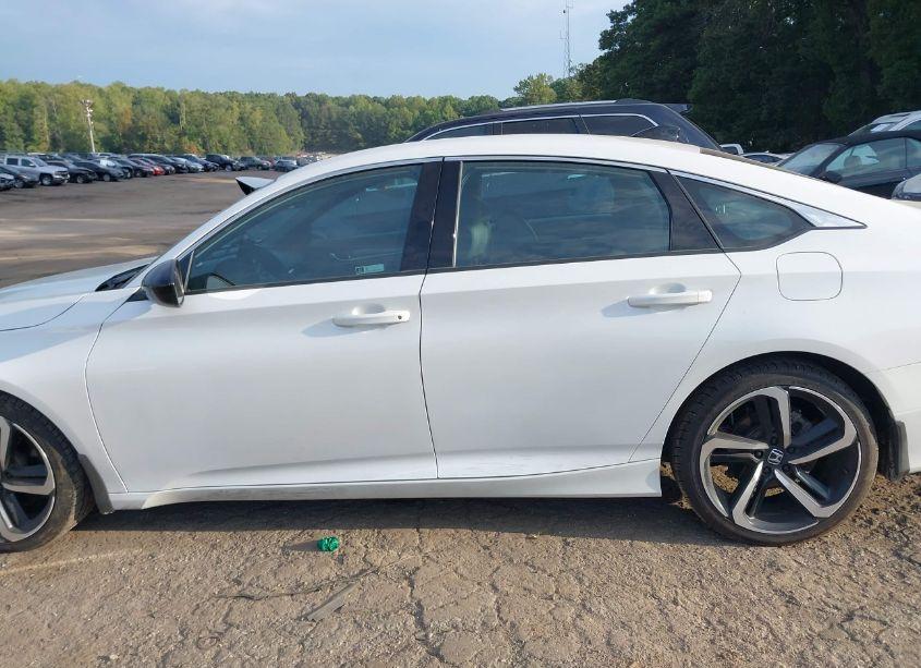 Photo 14 of 2022 Honda Accord SPORT (VIN 1HGCV1F39NA031112)