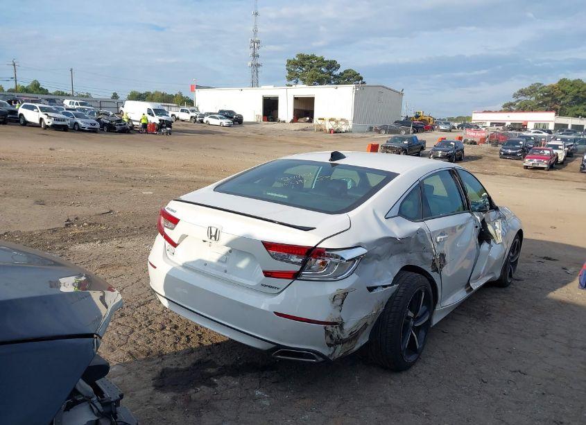 Photo 4 of 2022 Honda Accord SPORT (VIN 1HGCV1F39NA031112)