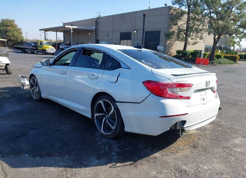 Photo 3 of 2022 Honda Accord SPORT (VIN 1HGCV1F39NA040831)