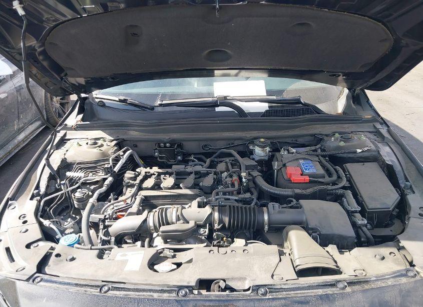 Photo 10 of 2022 Honda Accord SPORT (VIN 1HGCV1F39NA041039)