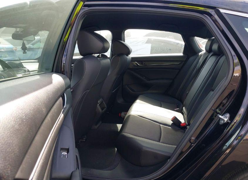 Photo 8 of 2022 Honda Accord SPORT (VIN 1HGCV1F39NA041039)