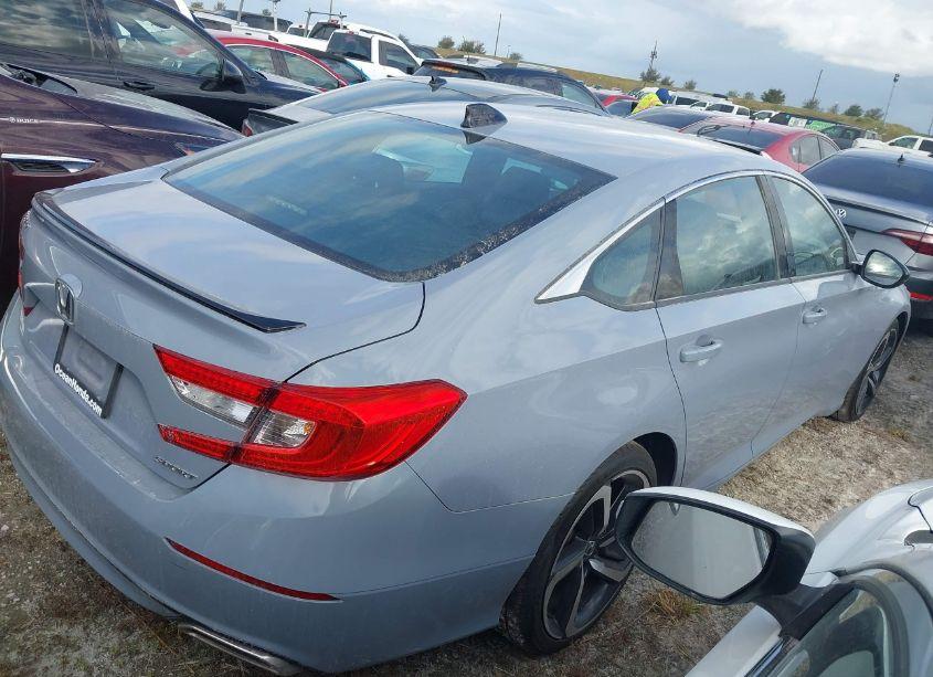 Photo 4 of 2022 Honda Accord SPORT (VIN 1HGCV1F39NA066281)