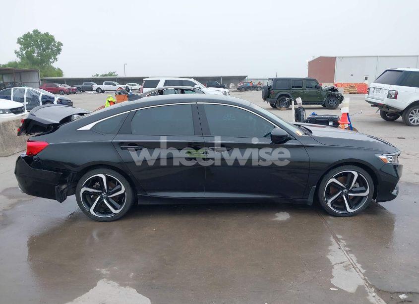 Photo 13 of 2022 Honda Accord SPORT (VIN 1HGCV1F39NA070556)