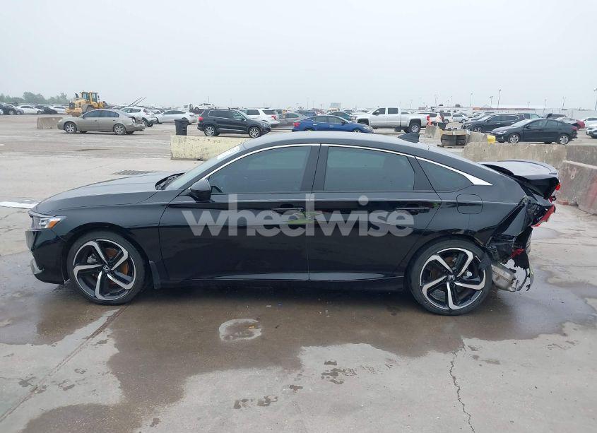 Photo 14 of 2022 Honda Accord SPORT (VIN 1HGCV1F39NA070556)