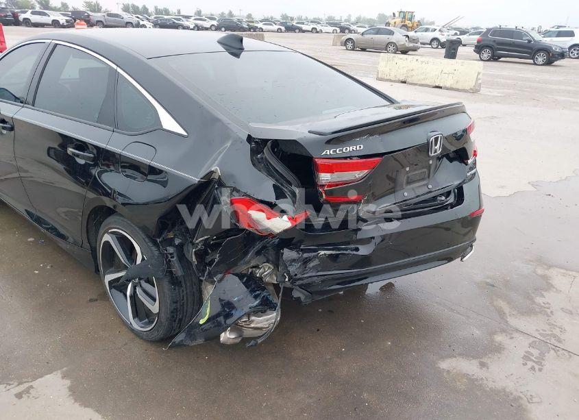 Photo 6 of 2022 Honda Accord SPORT (VIN 1HGCV1F39NA070556)