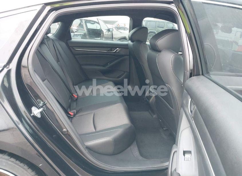 Photo 8 of 2022 Honda Accord SPORT (VIN 1HGCV1F39NA070556)