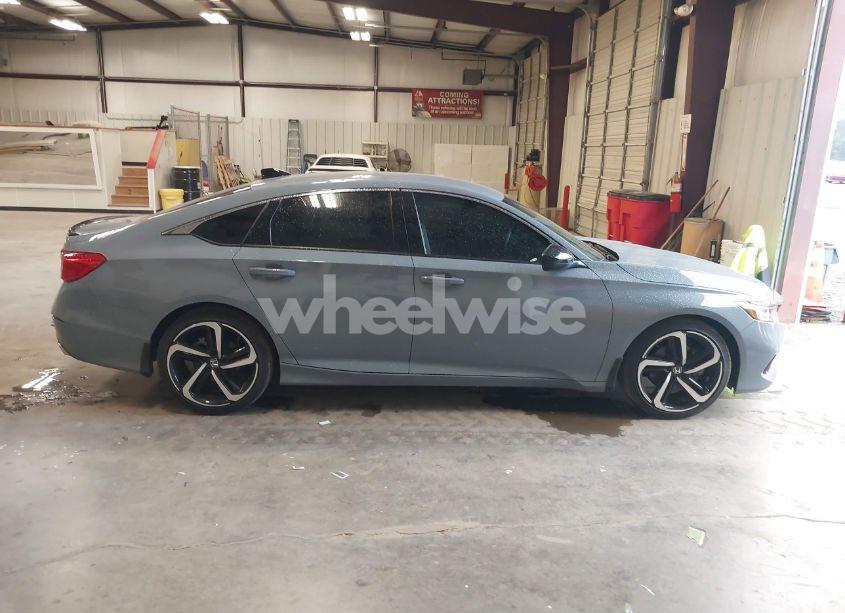 Photo 14 of 2022 Honda Accord SPORT (VIN 1HGCV1F39NA083842)