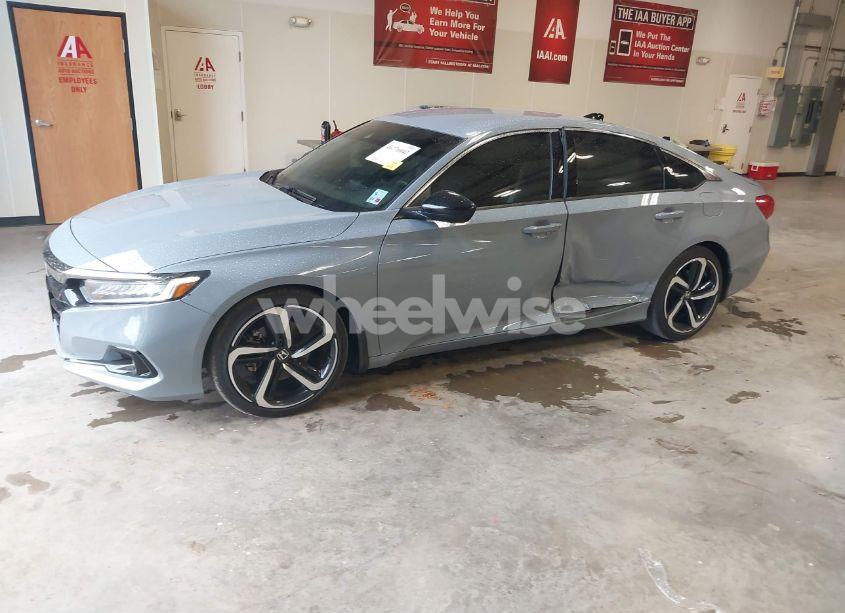 Photo 2 of 2022 Honda Accord SPORT (VIN 1HGCV1F39NA083842)