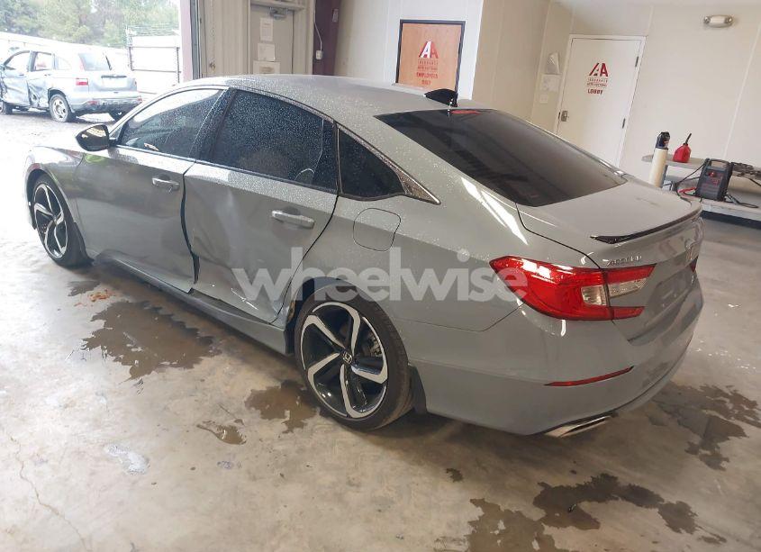 Photo 3 of 2022 Honda Accord SPORT (VIN 1HGCV1F39NA083842)