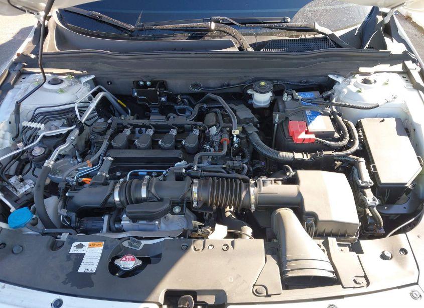 Photo 10 of 2022 Honda Accord SPORT (VIN 1HGCV1F39NA105323)