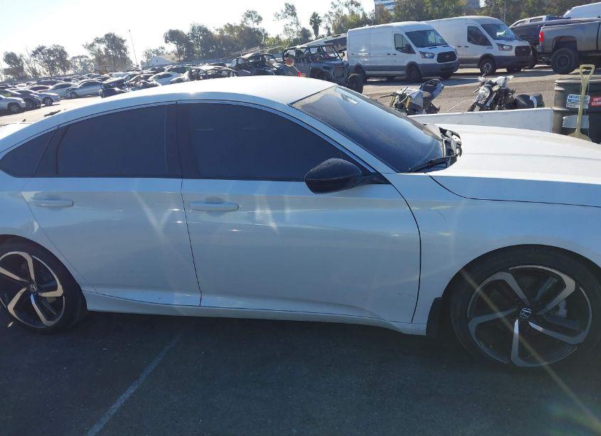 Photo 14 of 2022 Honda Accord SPORT (VIN 1HGCV1F39NA105323)