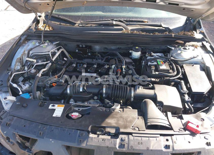 Photo 10 of 2018 Honda Accord SPORT (VIN 1HGCV1F3XJA006259)