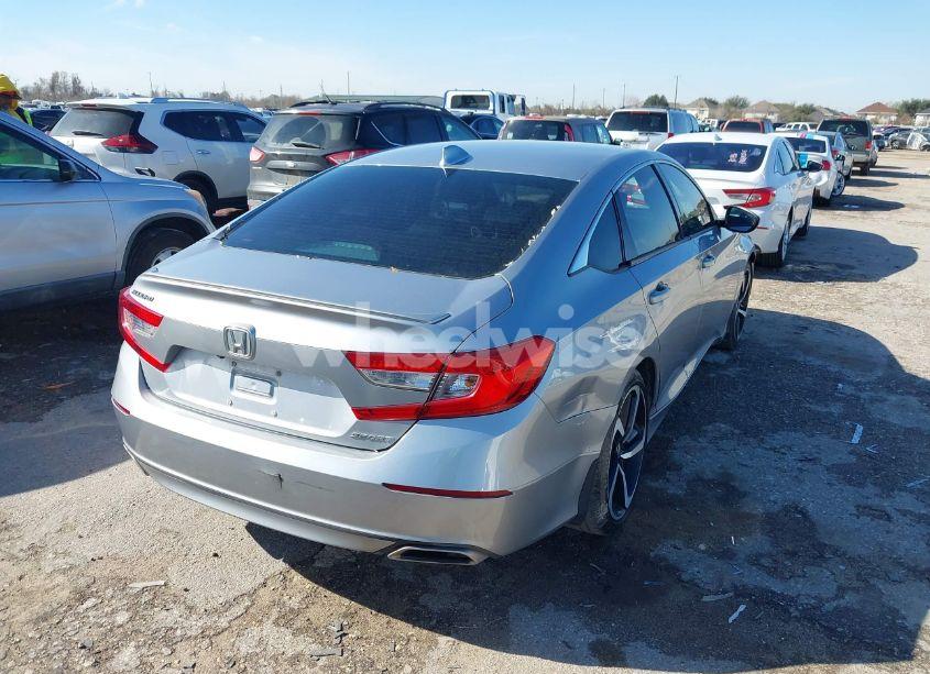 Photo 4 of 2018 Honda Accord SPORT (VIN 1HGCV1F3XJA006259)