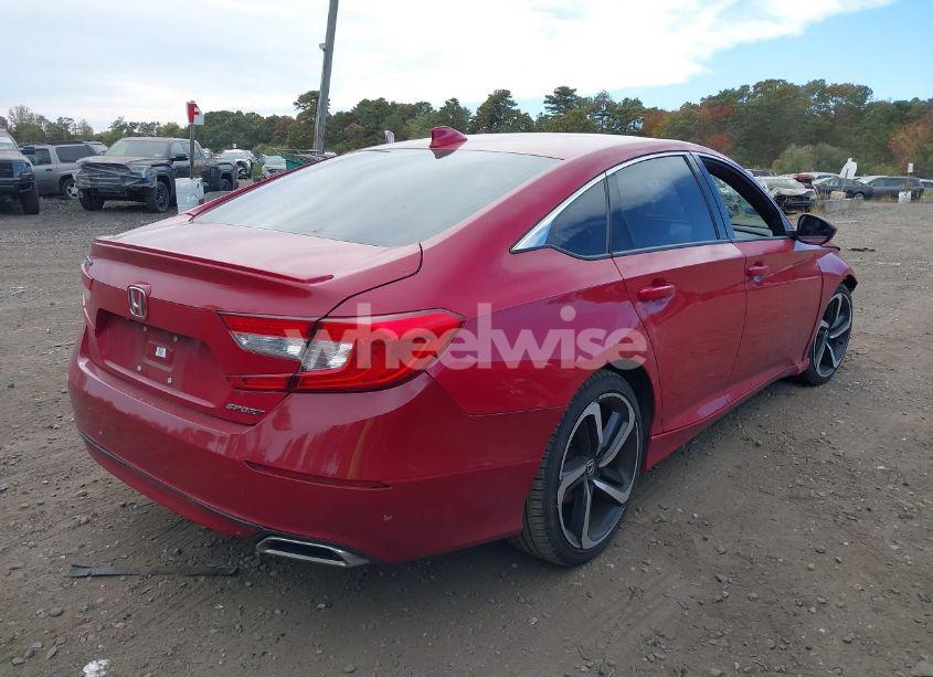 Photo 4 of 2018 Honda Accord SPORT (VIN 1HGCV1F3XJA031422)