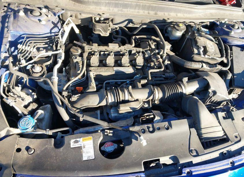 Photo 10 of 2018 Honda Accord SPORT (VIN 1HGCV1F3XJA042940)