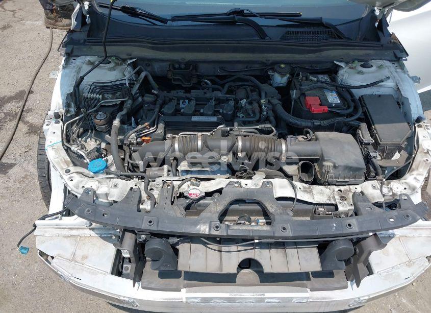 Photo 10 of 2018 Honda Accord SPORT (VIN 1HGCV1F3XJA058832)