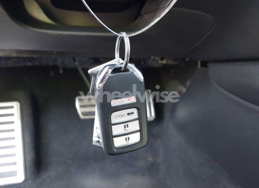 Photo 11 of 2018 Honda Accord SPORT (VIN 1HGCV1F3XJA058832)