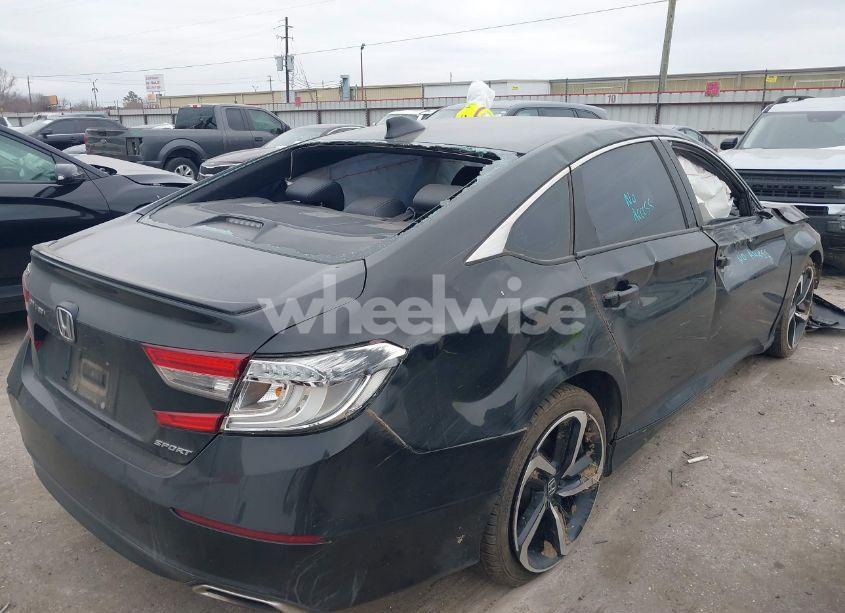 Photo 6 of 2018 Honda Accord SPORT (VIN 1HGCV1F3XJA068826)