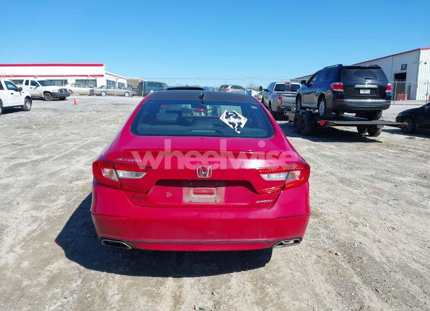 Photo 16 of 2018 Honda Accord SPORT (VIN 1HGCV1F3XJA091295)